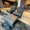 Leolux Scylla fauteuil met poef (set van 2) - Materiaal