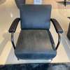 Leolux Scylla fauteuil met poef (set van 2) - Materiaal