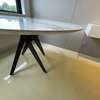 Willisau linea eettafel - Ø130 - Zijaanzicht rechts