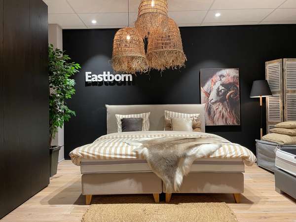 Afbeeldingen van Eastborn Park boxspring - 180x210