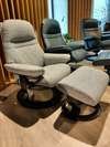 Afbeeldingen van Stressless Sunrise Classic relaxfauteuil met poef