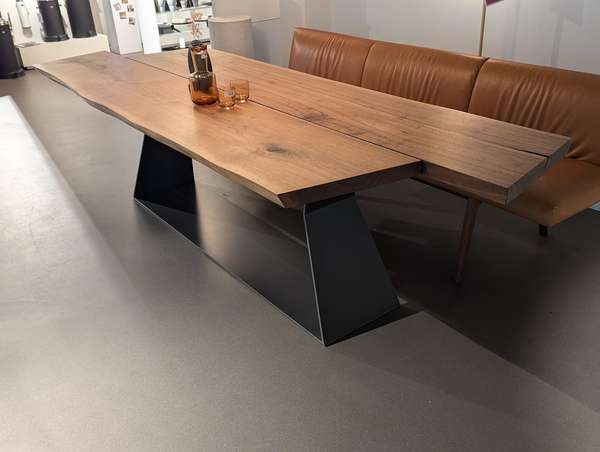 Riva 1920 Bedrock eettafel - 290x95 - Materiaal