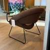 Leolux Mimas fauteuil met tafel - Achter aanzicht