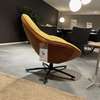 Label Hidde Soft draaifauteuil  - Achter aanzicht