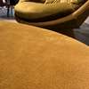 Montis Fabian fauteuil met poef - Details