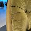 Montis Fabian fauteuil met poef - Details