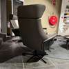 Conform Air relaxfauteuil met poef - Vooraanzicht