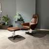 bert plantagie Zyba draaifauteuil met poef - Showroom
