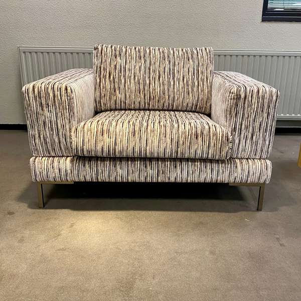 DN Design Hydra fauteuil - Showroom