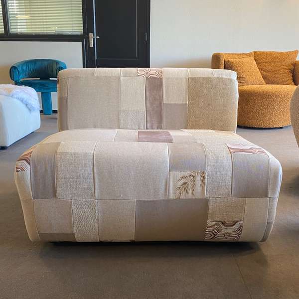 DN Design Andros  loveseat - Showroom