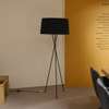 Santa & Cole Tripod staande lamp - Materiaal