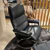 Afbeeldingen van Stressless View relaxfauteuil met poef