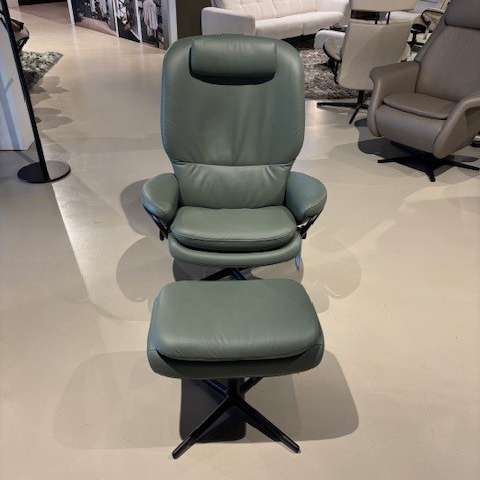 Stressless Rome Highback relaxfauteuil met poef - Showroom