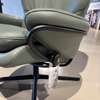 Stressless Rome Highback relaxfauteuil met poef - Details