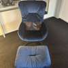 Afbeeldingen van Freifrau Leya Wingback relaxfauteuil met poef