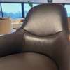 Leolux Lanah fauteuil - Details