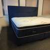 SIMMONS Beautyrest Luxury boxspring - 200x200 - Vooraanzicht