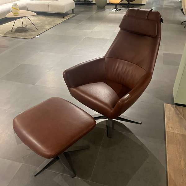 bert plantagie Zyba fauteuil met poef - Showroom
