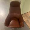 bert plantagie Zyba fauteuil met poef - Details