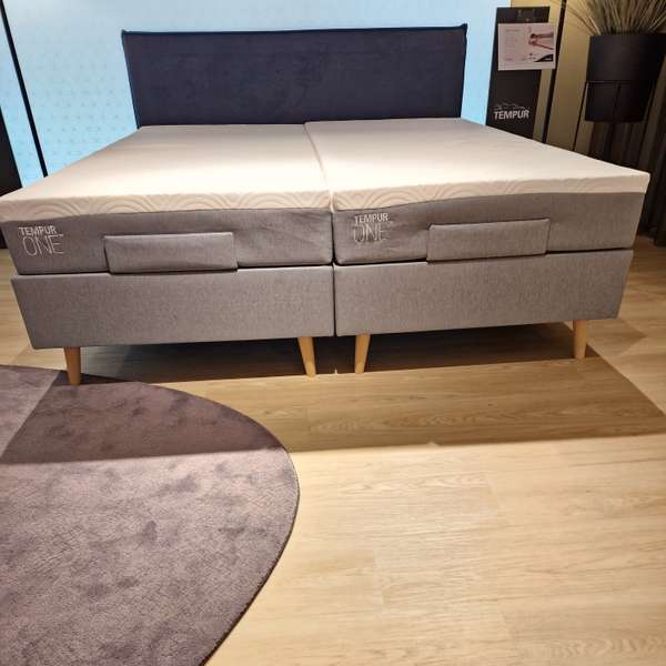 TEMPUR ONE boxspring - 180x210 verstelbaar - Showroom