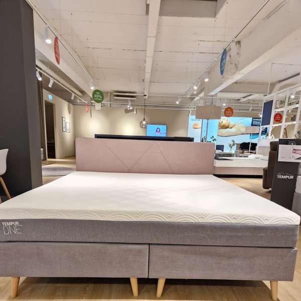 TEMPUR ONE boxspring - 180x200 - Showroom