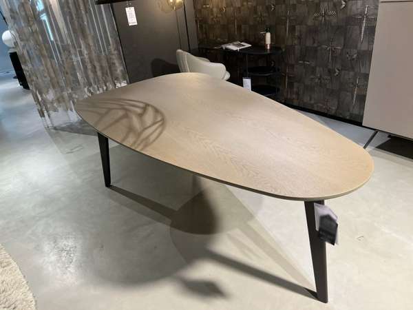 Afbeeldingen van Leolux Bondi eettafel - 230x120