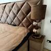 Afbeeldingen van Private Label Valentino boxspring 200x210 met nachtkastjes en poef