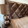 Afbeeldingen van Private Label Valentino boxspring 200x210 met nachtkastjes en poef