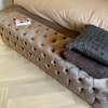 Afbeeldingen van Private Label Valentino boxspring 200x210 met nachtkastjes en poef