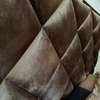 Afbeeldingen van Private Label Valentino boxspring 200x210 met nachtkastjes en poef