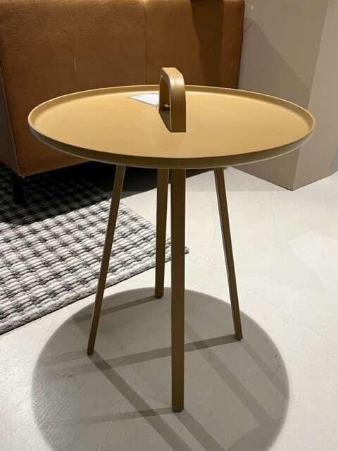 Afbeeldingen van Montis Tor bijzettafel