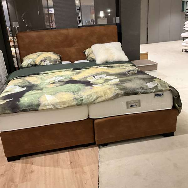 Pullman Ottawa boxspring - 180x210 - Showroom