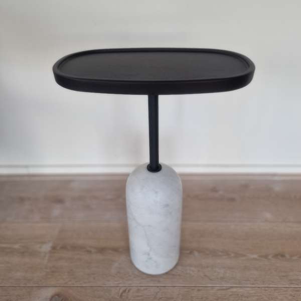 Porada Ekero bijzettafel - Showroom
