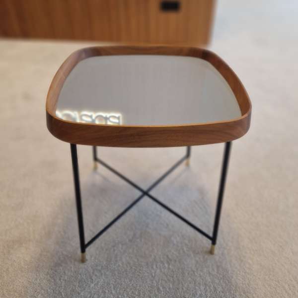 Porada Fritz 4 bijzettafel  - Showroom