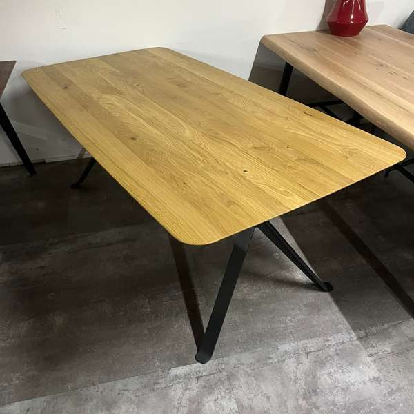 bert plantagie Milan eettafel - 200x100 - Materiaal