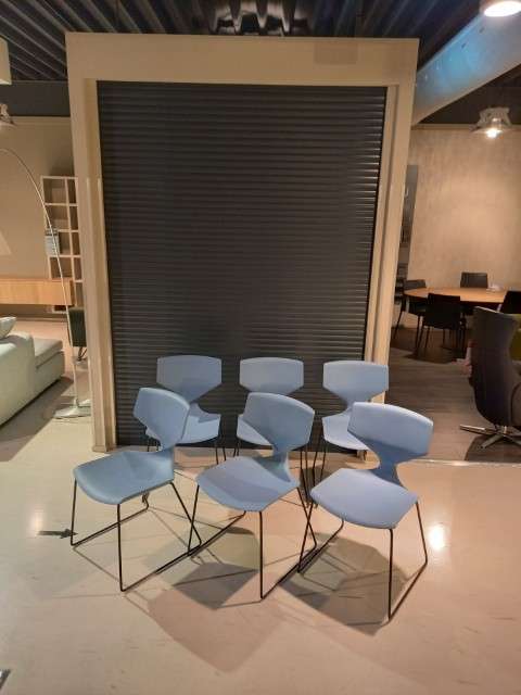 Tonon Quo Blue eetkamerstoel (set van 6) - Materiaal