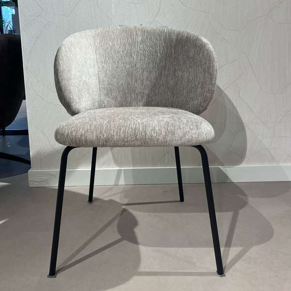Young Line Furniture Vince eetkamerstoel - Showroom