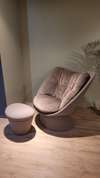 Montis Fabian fauteuil met poef - Materiaal