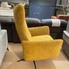 Belform Varam Otis E fauteuil - Vooraanzicht