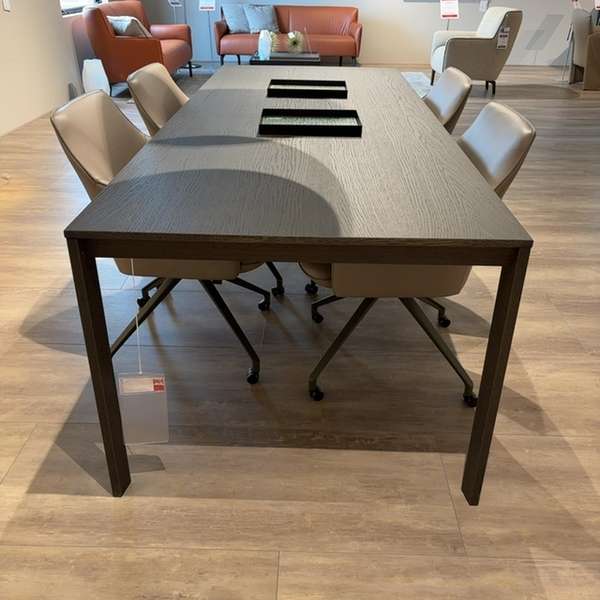 Arco Extend Rectangular 2 eettafel - 240x90 uitschuifbaar - Showroom