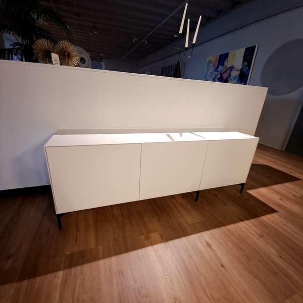 Piure Nex Pur Box dressoir - Showroom