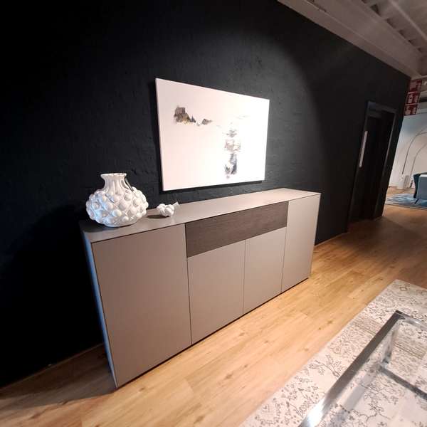 Piure Nex sideboard dressoir - Showroom