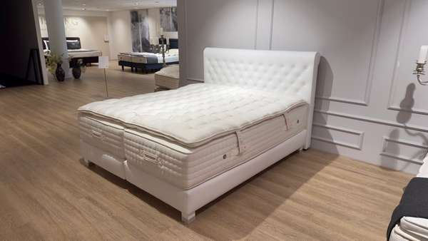 Treca Paris Etoile Capitonné bed - 180x210 - Materiaal