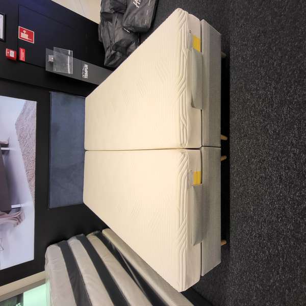 Tempur One boxspring - 160x200 verstelbaar - Showroom