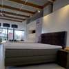 Avek Simmer boxspring - 180x210 - Zijaanzicht rechts