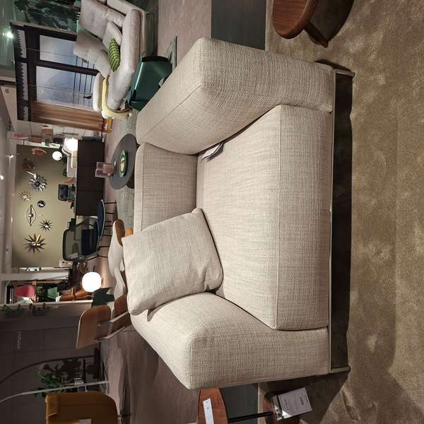 Cassina Mex-Hi Loveseat - Showroom