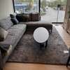 de Munk Carpets Suave vloerkleed - 250x300 - Zijaanzicht rechts