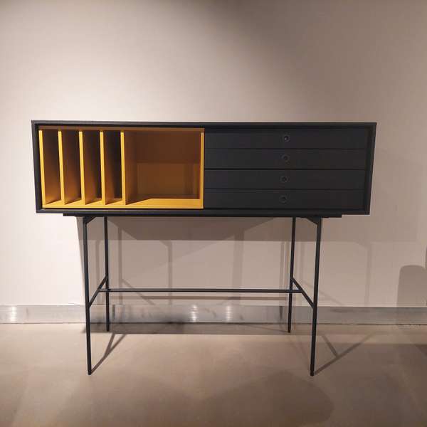 Treku Aura High wandkast  - Showroom