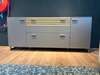 IRO DH 2109 wandkast - Materiaal