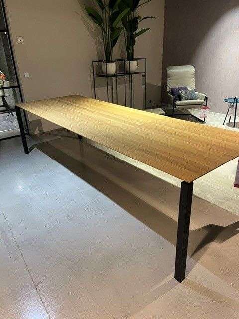 Mobitec Float eettafel - 200x100 uitschuifbaar - Materiaal
